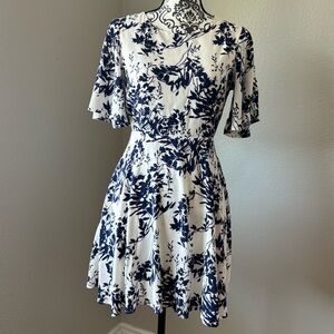 Flowy Semi-Backless dress